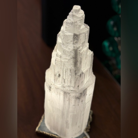 Australian Selenite Lamp - Picture 2 of 7